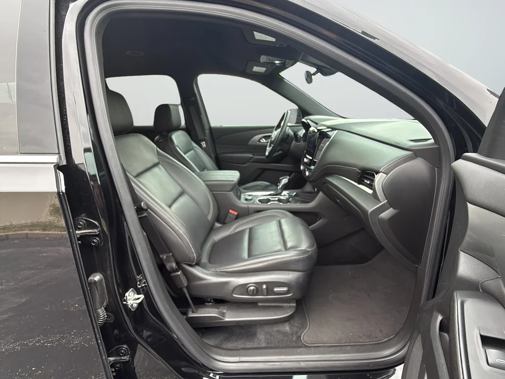 Used 2023 Black Chevrolet LT Leather image 26