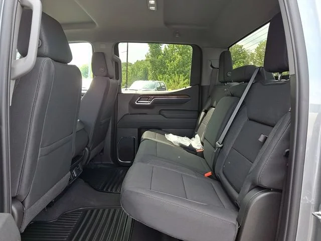 New 2026 Sterling Metallic GMC Elevation image 8