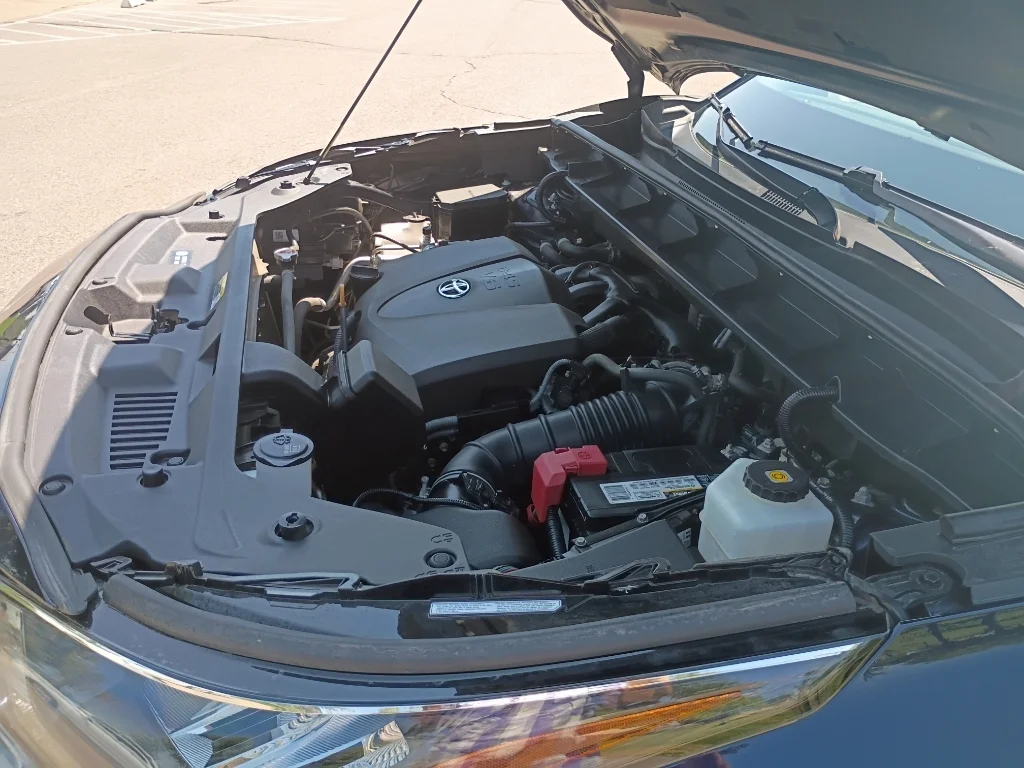 Used 2020 Blueprint Toyota LE image 28