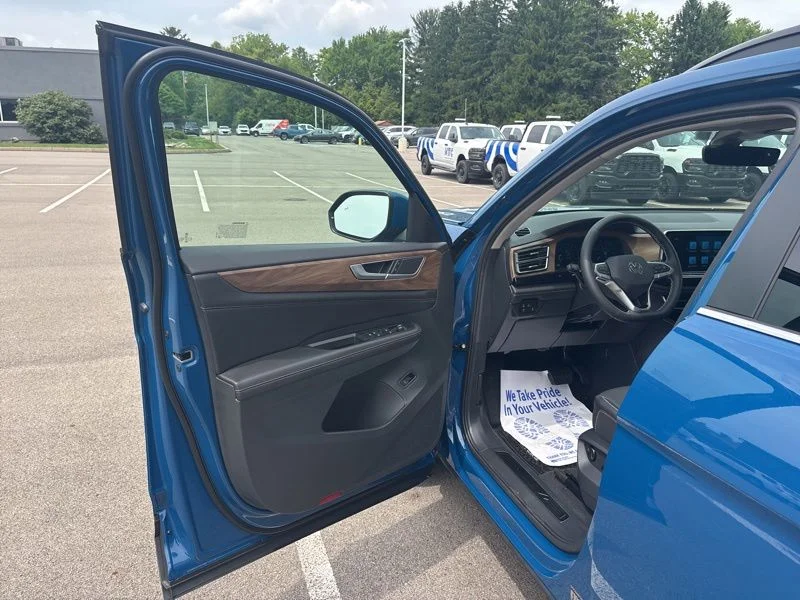 New 2026 Blue Volkswagen 2.0T SE w/Technology image 26