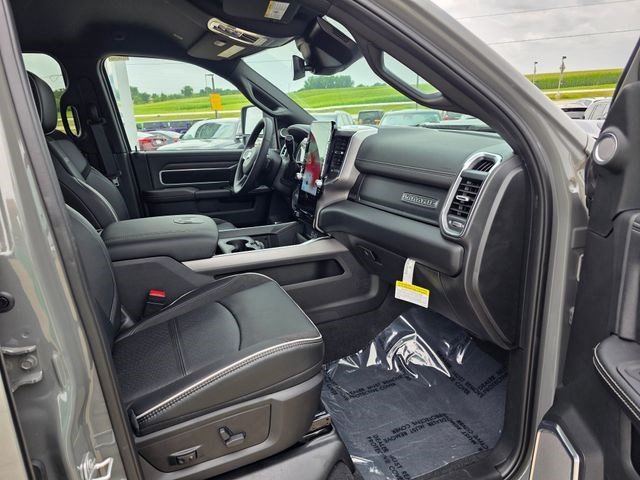 New 2026 Ceramic Gray Clear-Coat Exterior Paint RAM Laramie image 16