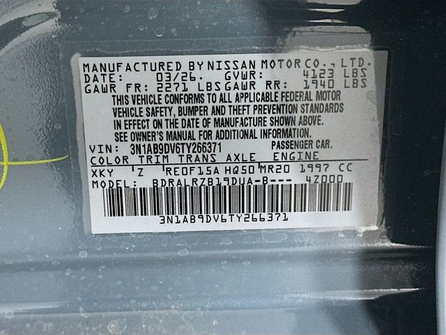 New 2026 Atlantic Gray Metallic / Super Black Two-tone Nissan SR image 29