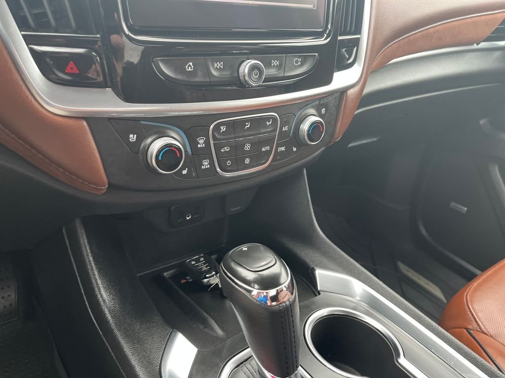 Used 2019 Black Chevrolet High Country image 20