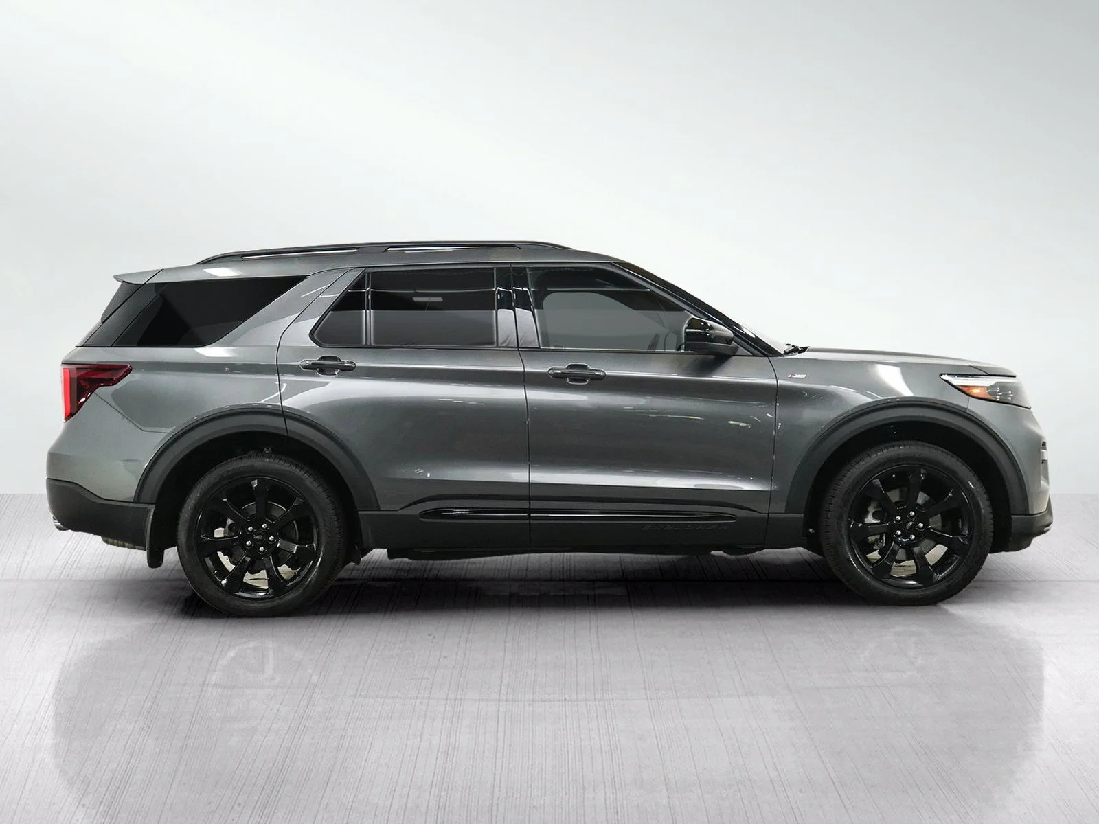 Used 2024  Ford ST-Line image 5