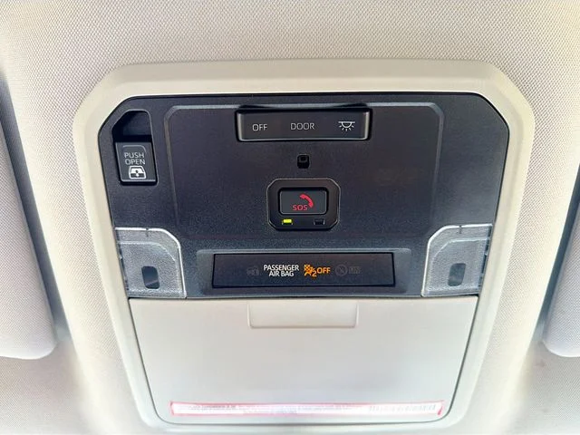Used 2024  Toyota SR5 image 21