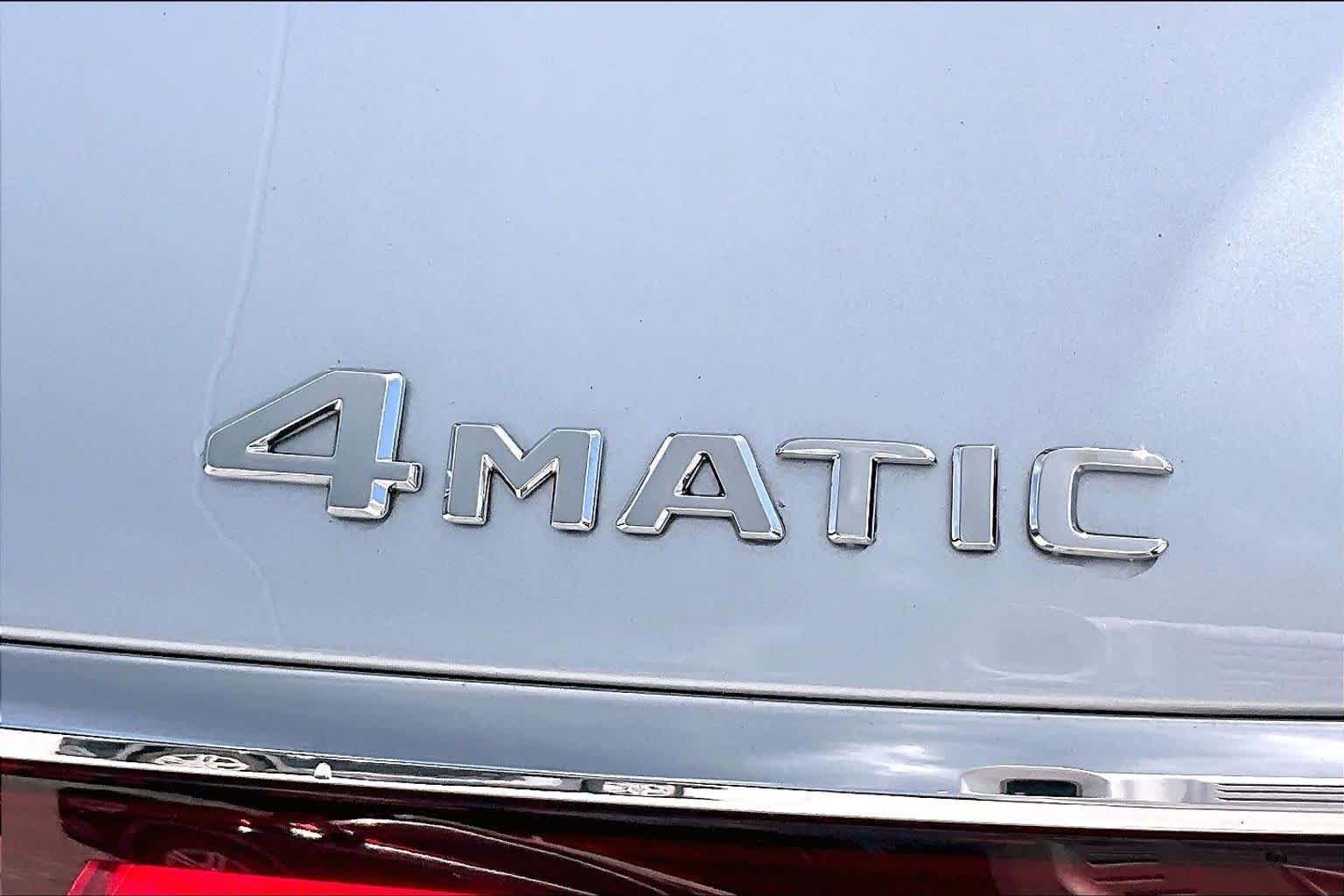Used 2025 Cirrus Silver Metallic Mercedes-Benz GLS 580 image 10