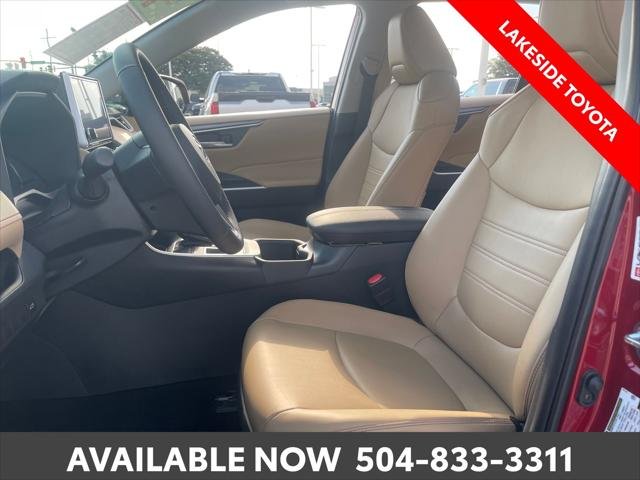Certified Used 2025 RED MC. Toyota  image 29