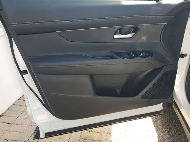 Certified Used 2025 White Nissan SV image 26