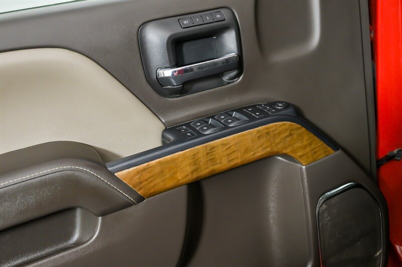 2017 Chevrolet Silverado 1500 LTZ - Photo 16