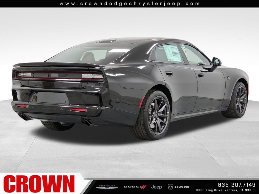 New 2026 Diamond Black Crystal Pearlcoat Dodge R/T Scat Pack image 3