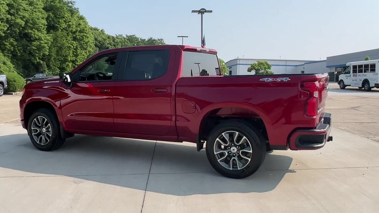 Used 2023 Radiant Red Tintcoat Chevrolet RST image 7