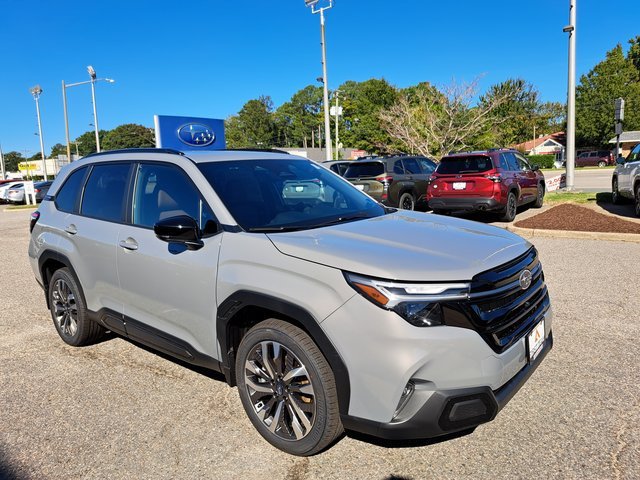 2026 Subaru FORESTER TOURING SUV Slide 7