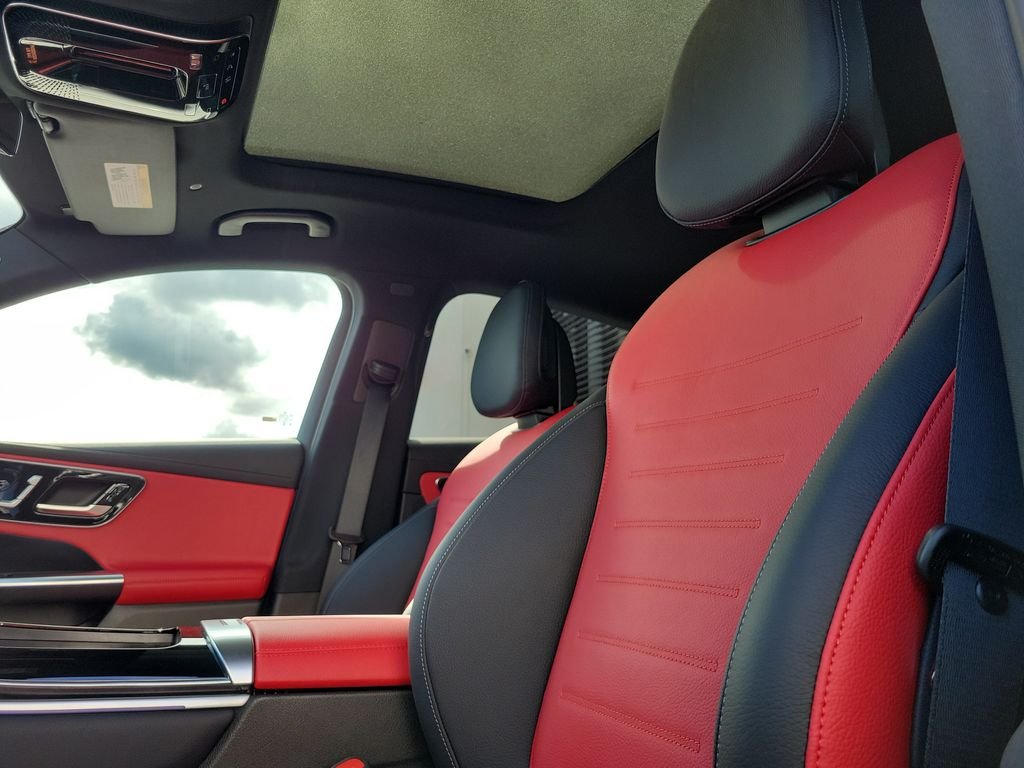 New 2027 MANUFAKTUR Patagonia Red Metallic Mercedes-Benz GLC 300 image 21