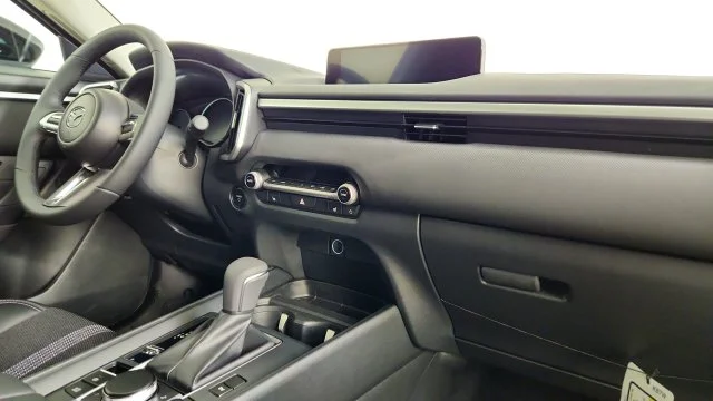 New 2026 Wind Chill Pearl Mazda Preferred AWD image 31