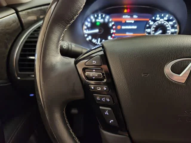 Used 2020 Hermosa Blue INFINITI LUXE image 28