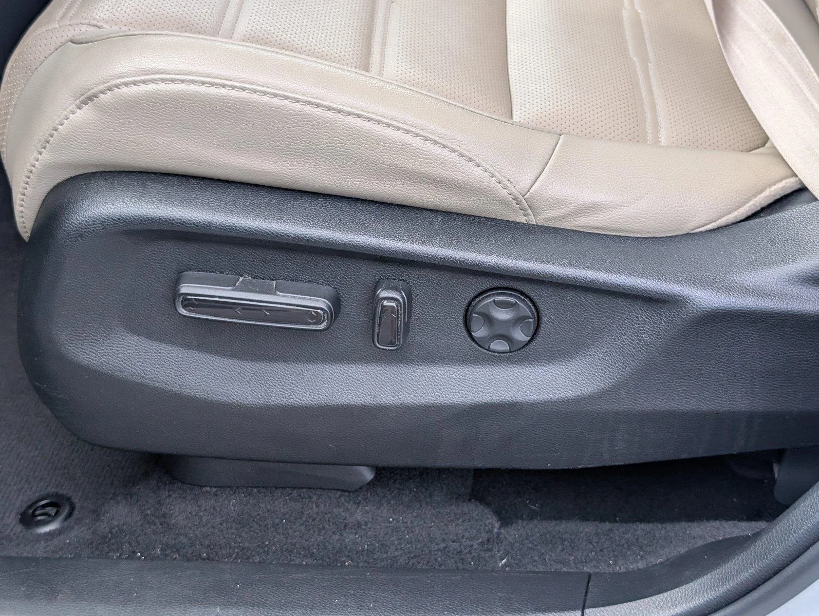 Used 2020 Platinum White Pearl Honda EX-L image 19