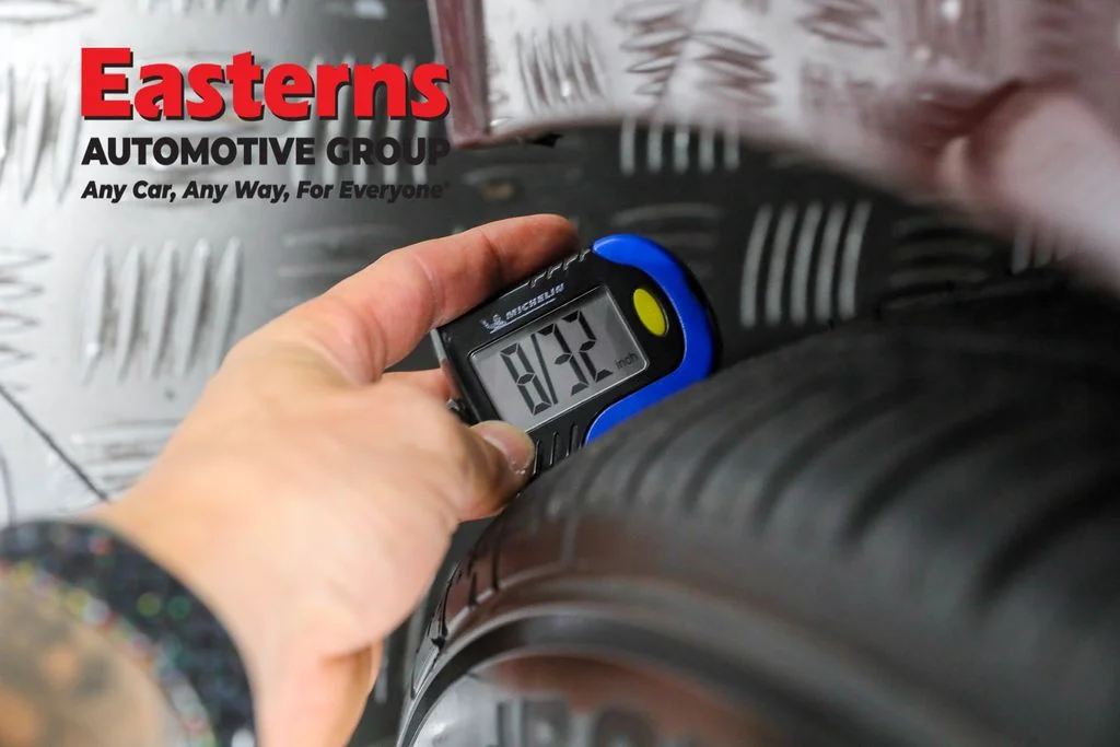 Used 2023 Red Nissan 2.5 SV image 26