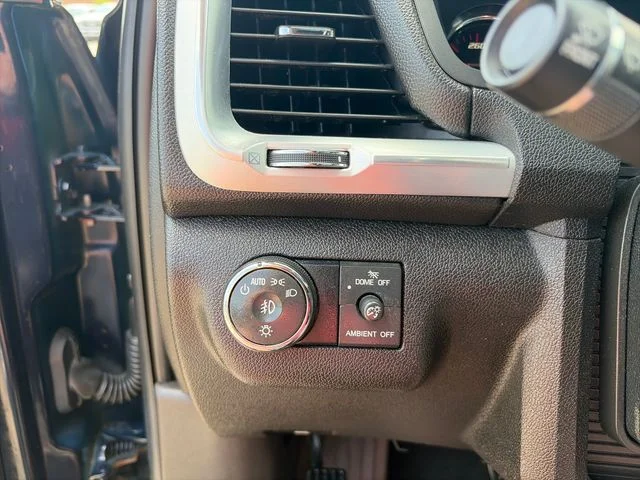 Used 2017 Blue GMC Limited image 20