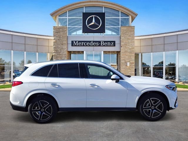 Certified Used 2026  Mercedes-Benz GLC 300 image 5