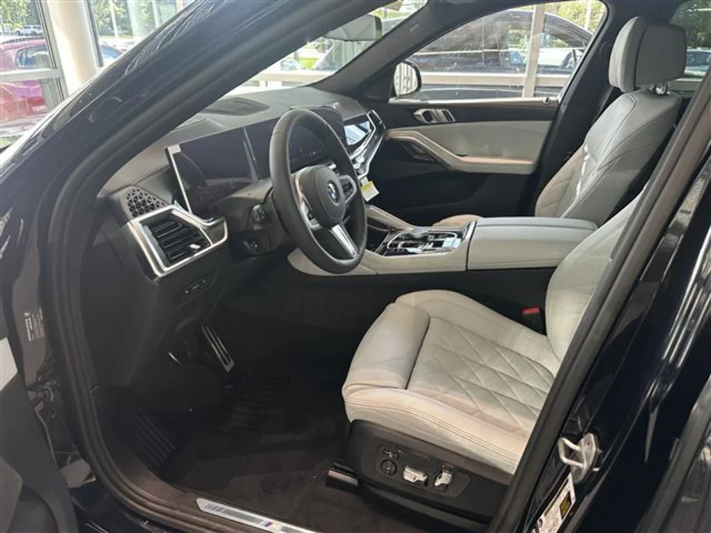 2026 BMW X6 40i - Photo 12