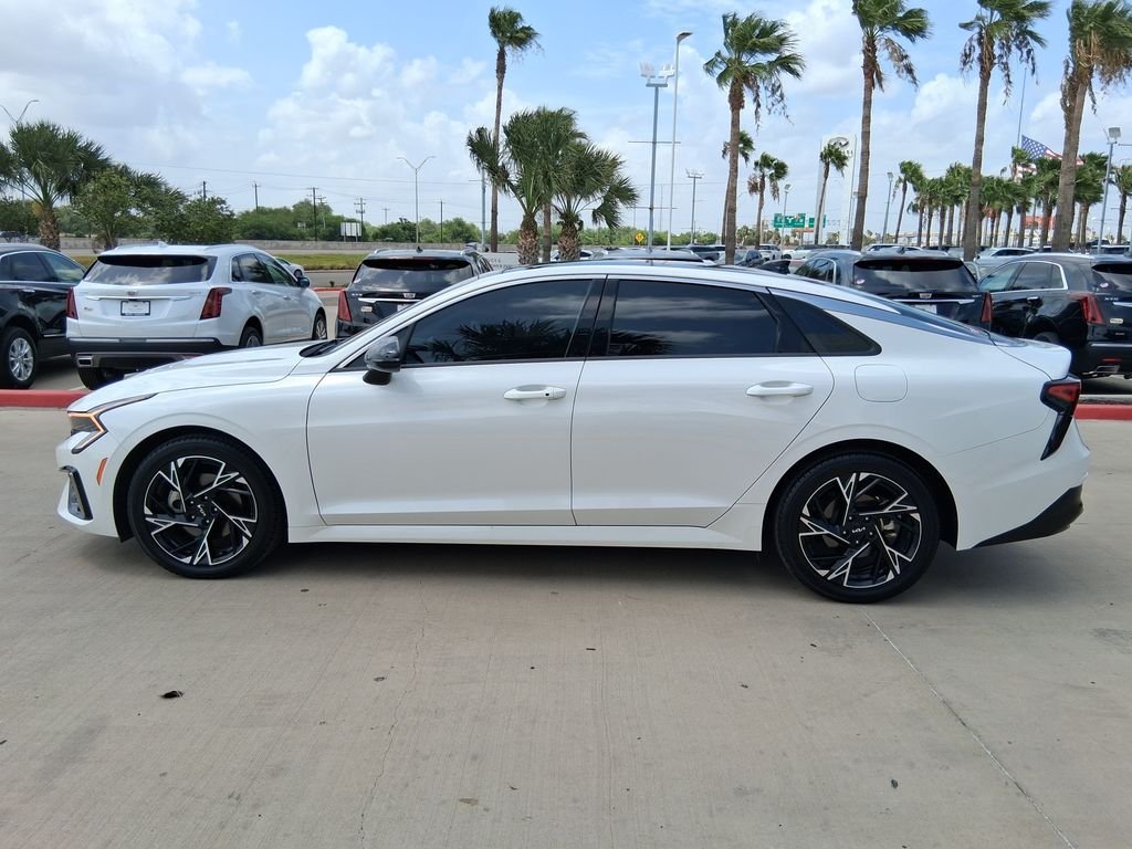 Certified Used 2025 White Kia GT-Line image 3