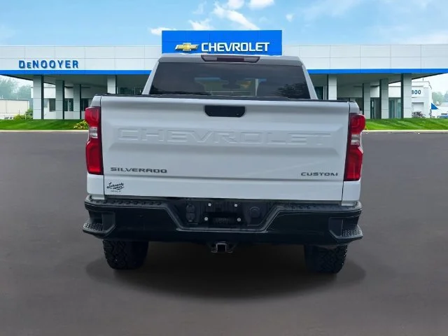 Used 2021 SUMMIT WHITE Chevrolet Custom Trail Boss image 8