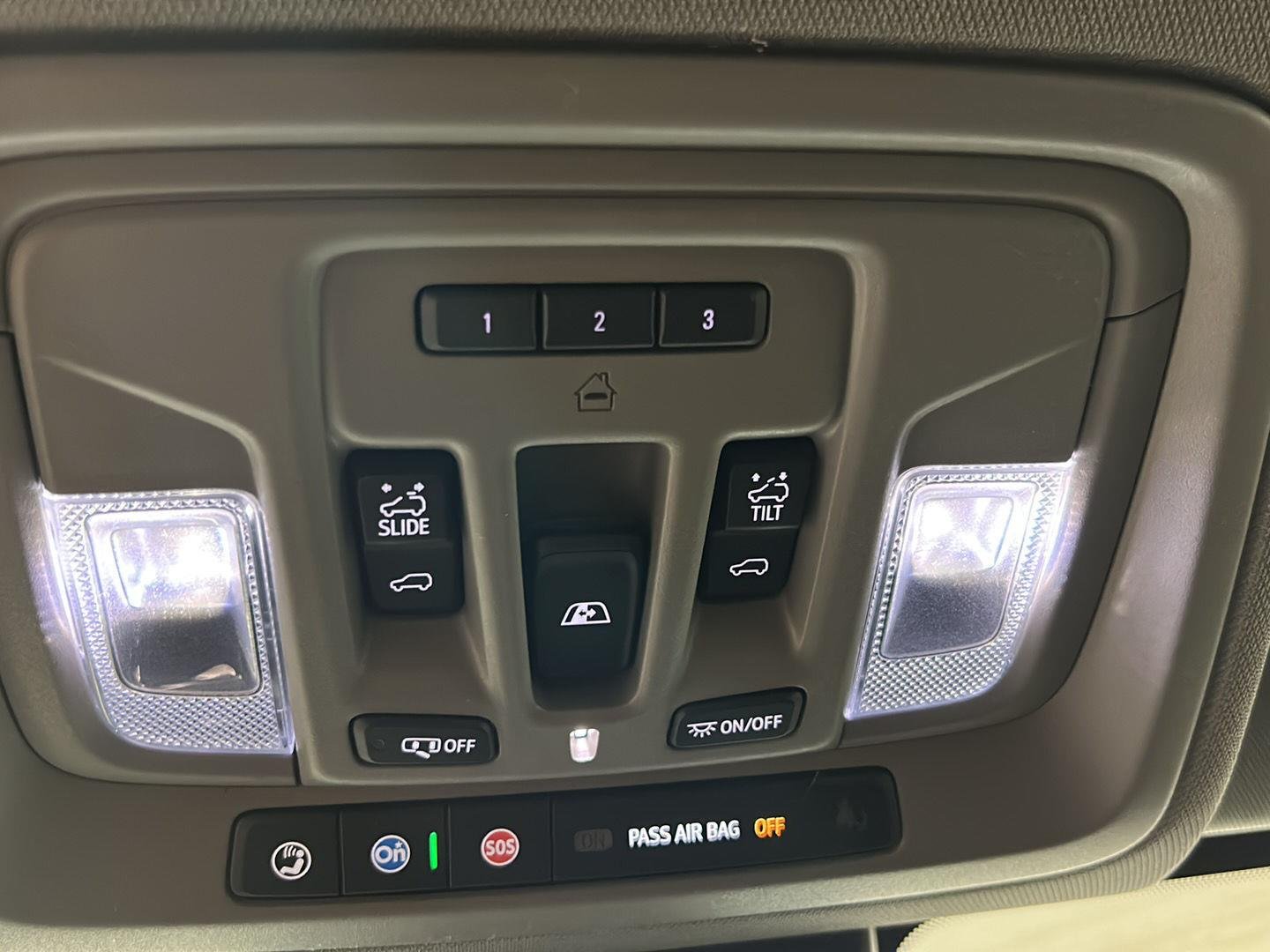 Used 2023 Onyx Black GMC Denali image 38