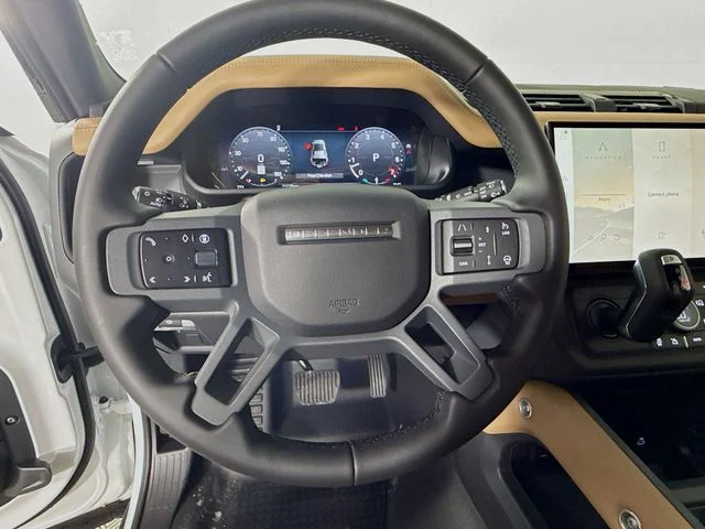 New 2026 Fuji White Land Rover X-Dynamic SE image 12