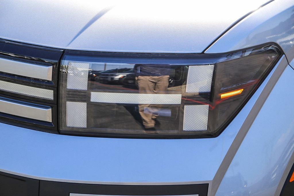 New 2026 Silver Hyundai SEL image 5