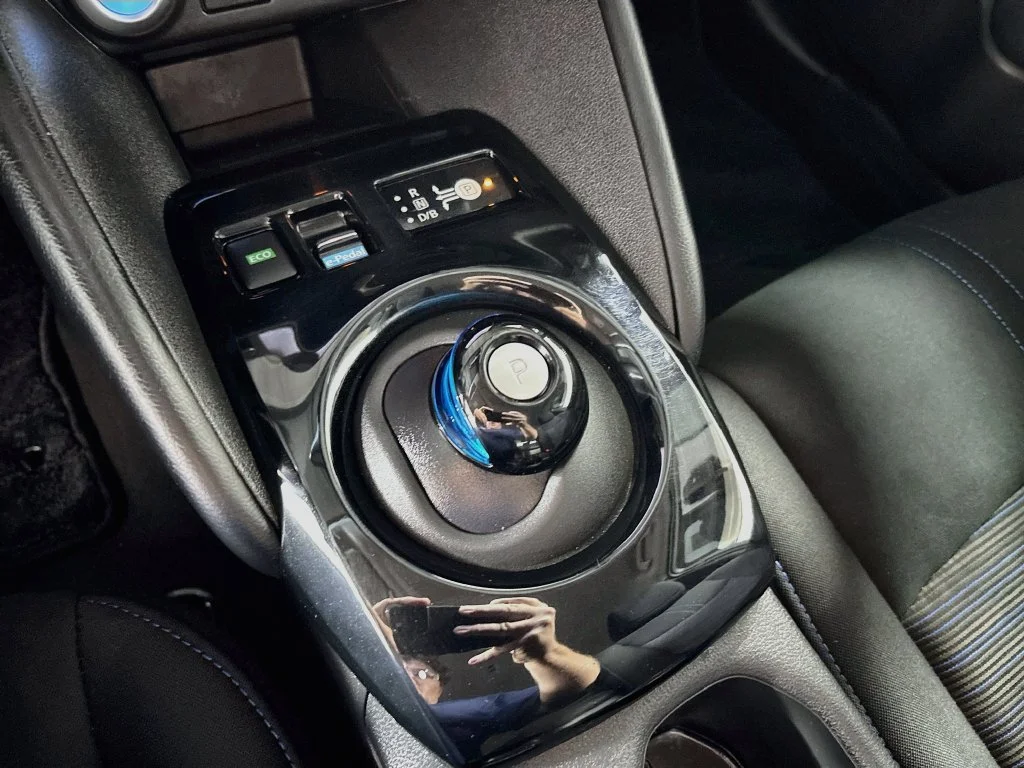 Used 2023 Gray Nissan SV Plus image 18