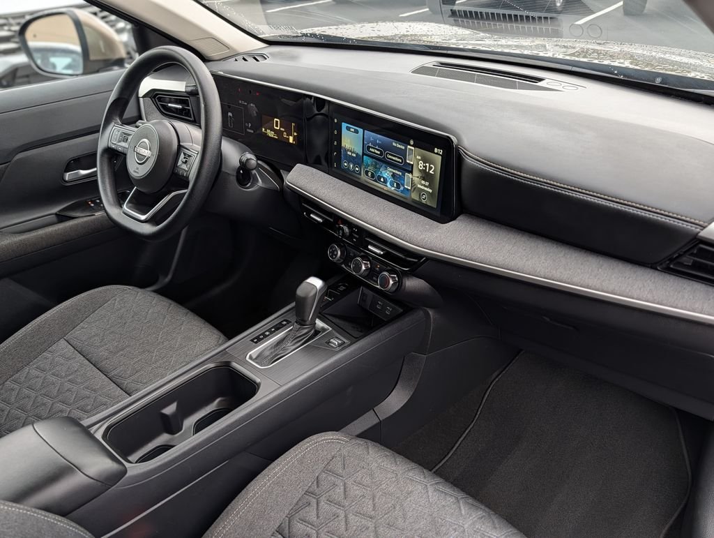 2025 Nissan Kicks SV - Photo 9