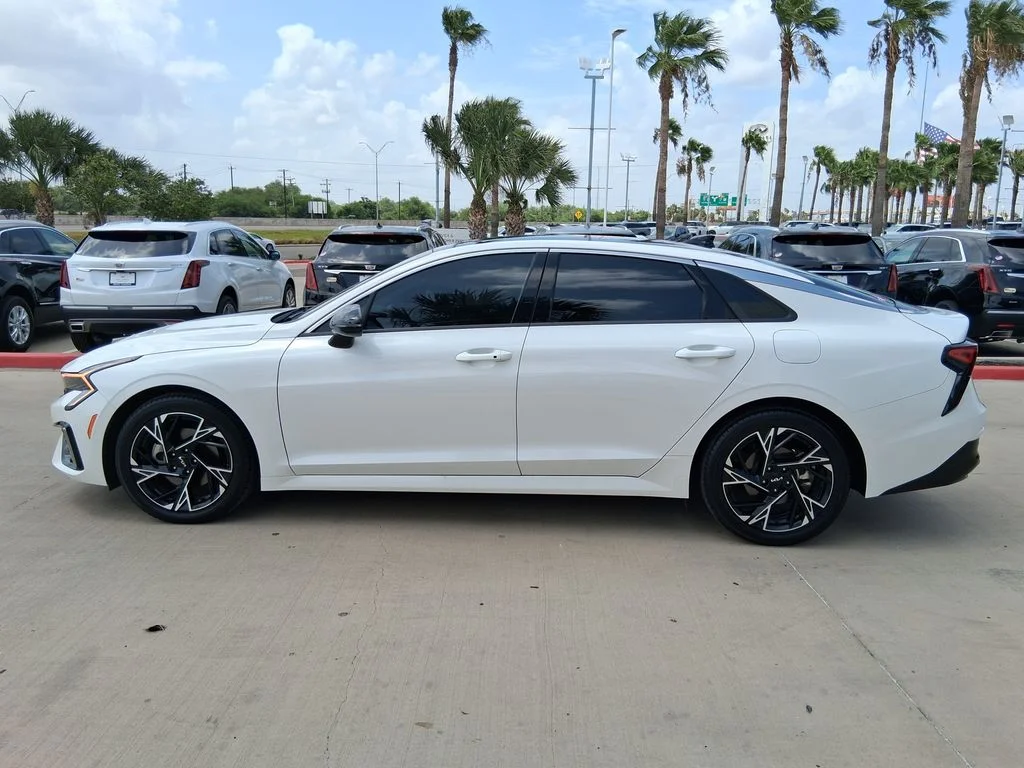 Certified Used 2025 White Kia GT-Line image 3