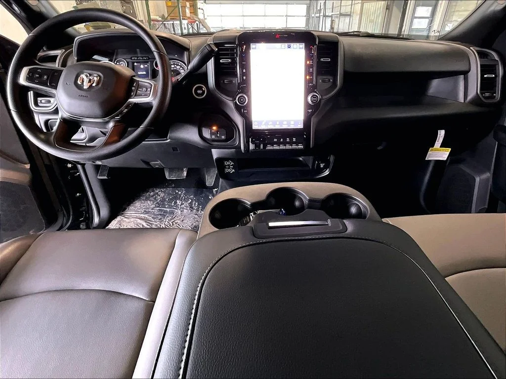 New 2026 Diamond Black Crystal Pearlcoat Ram Tradesman image 11