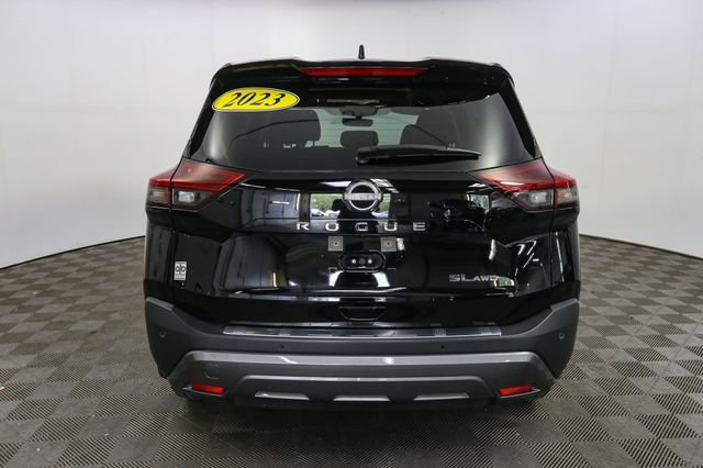 Used 2023 Black Nissan SL image 8
