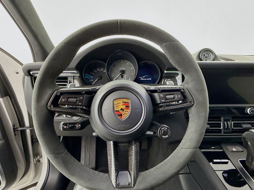 Used 2023  Porsche GTS image 12