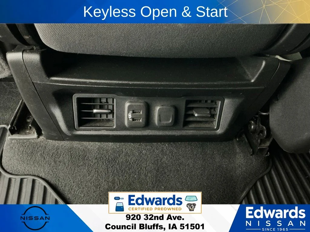 Used 2022 Gray Chevrolet LT image 16