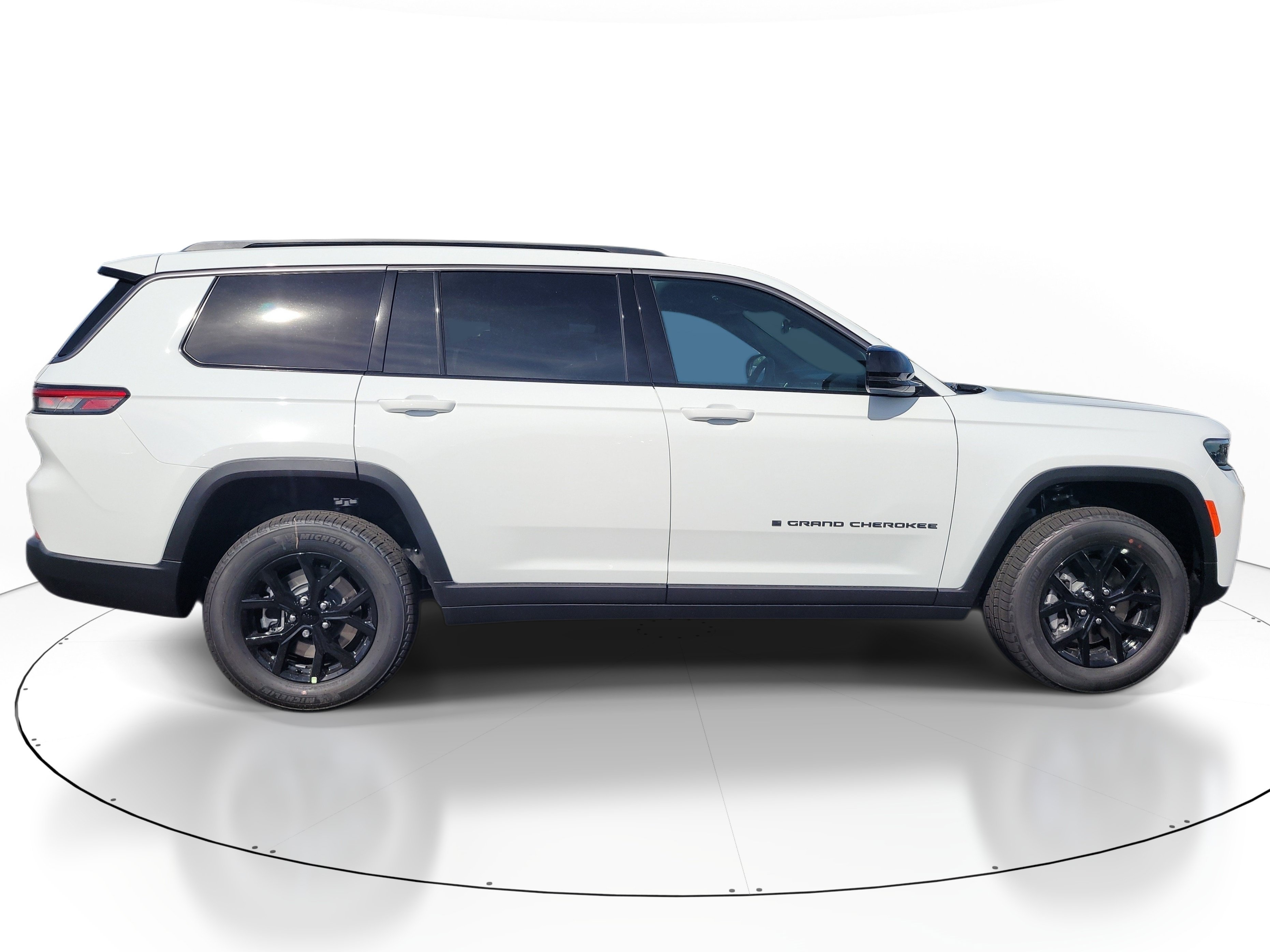 New 2026 Bright White Clear-Coat Exterior Paint Jeep Laredo Altitude image 5