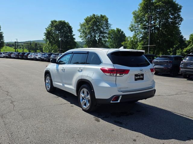 Used 2017 Blizzard Pearl Toyota Limited image 6