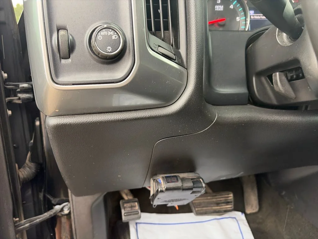 Used 2017 Black Chevrolet LT image 19