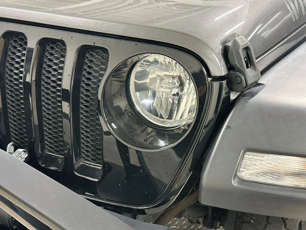 Used 2022 Gray Jeep Unlimited Willys image 30