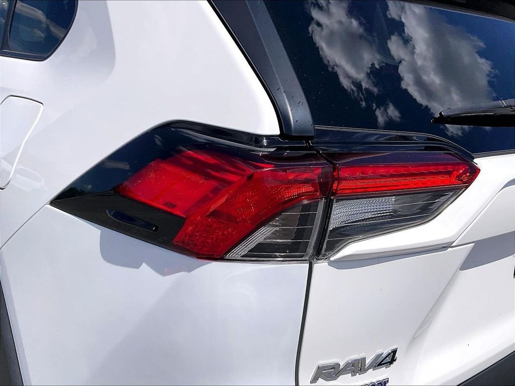 Used 2024 Ice Toyota XLE image 30