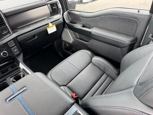 New 2026 Star White Metallic Tri-Coat Ford F-250® Platinum® image 38