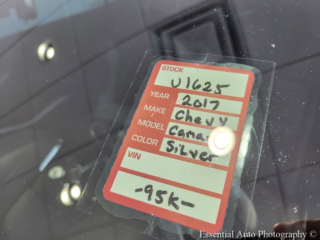 Used 2017 Silver Ice Metallic Chevrolet SS image 18