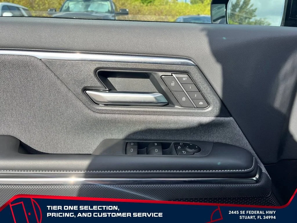 New 2026 Onyx Black GMC Elevation Extended Range image 21