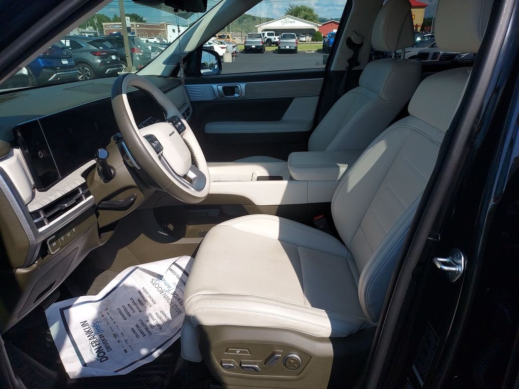 Used 2024 Black Hyundai Calligraphy image 13