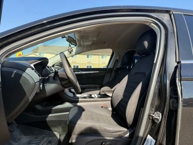 2013 Ford Fusion SE - Photo 9