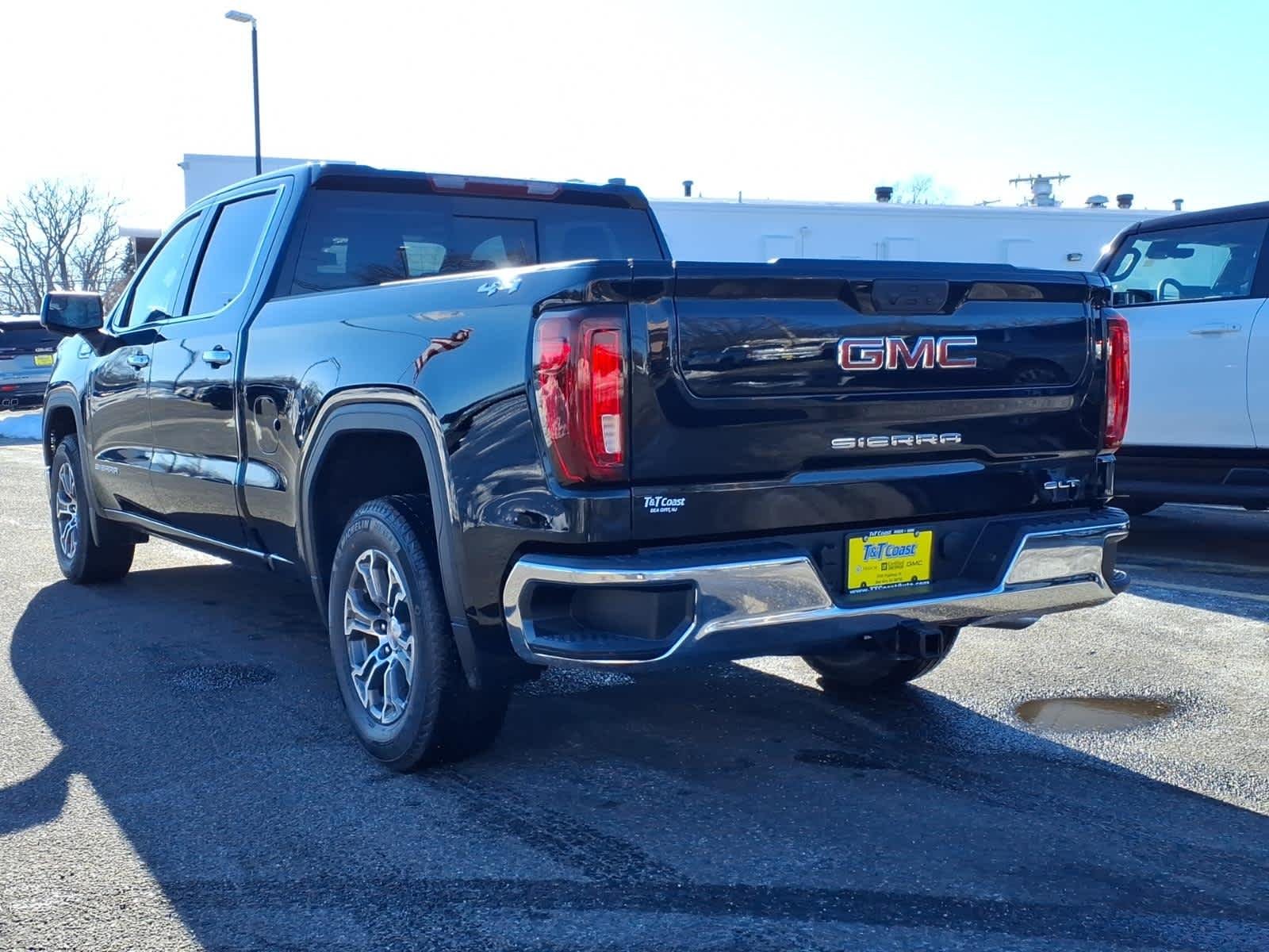 2026 GMC Sierra 1500 SLT - Photo 5