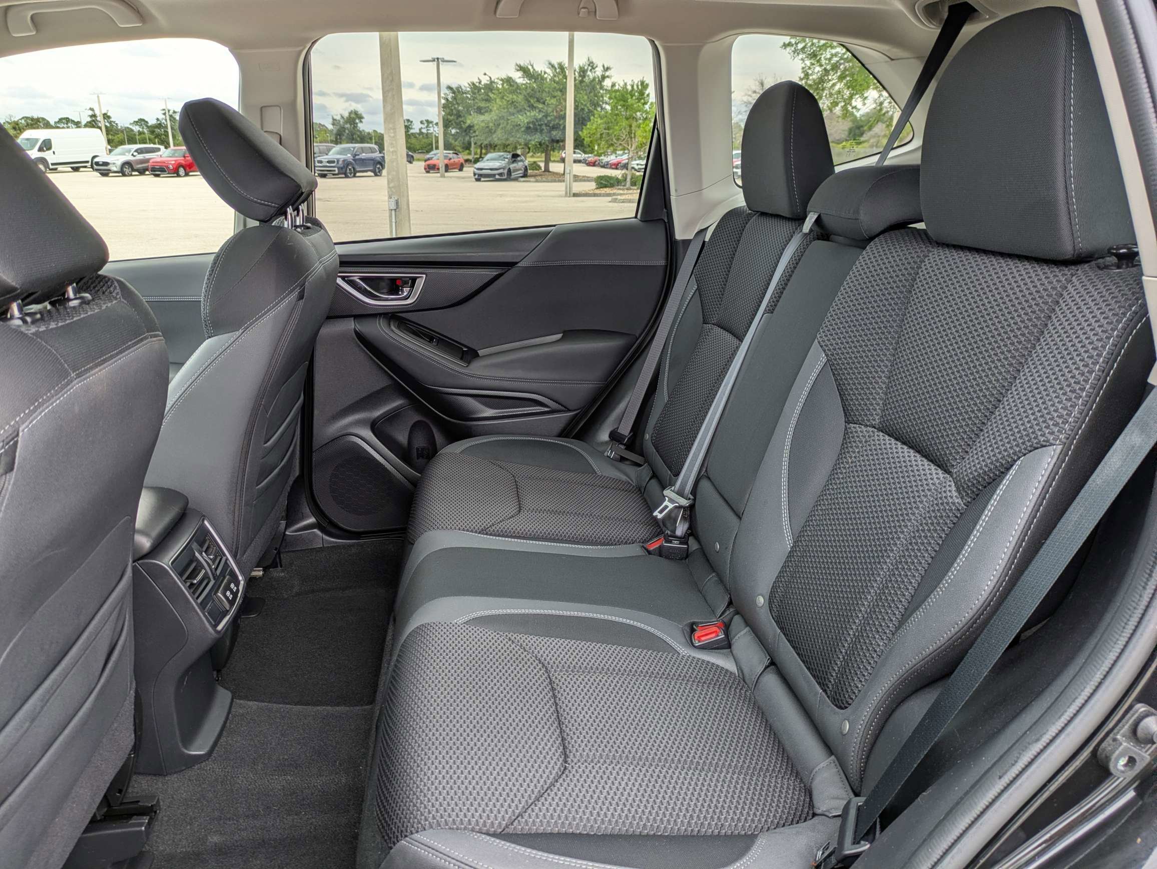 Used 2024 Crystal Black Silica Subaru Premium image 17
