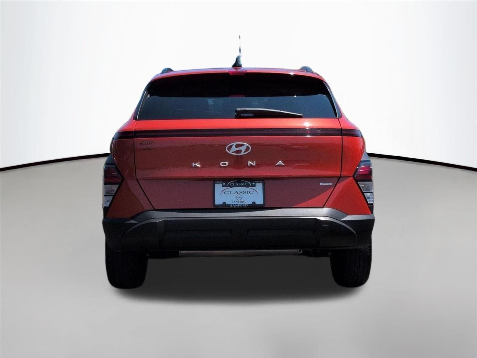 Used 2025 Soultronic Orange Pearl Hyundai SEL image 4