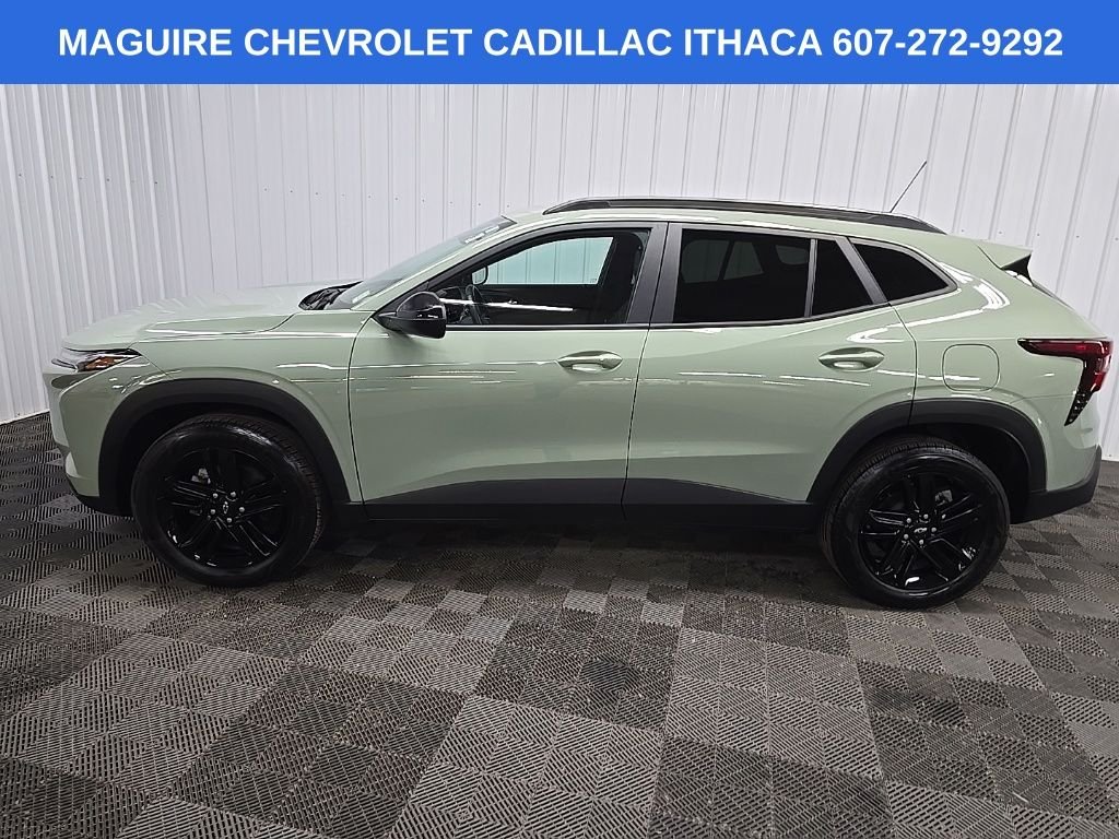 Used 2024 Green Chevrolet ACTIV image 5